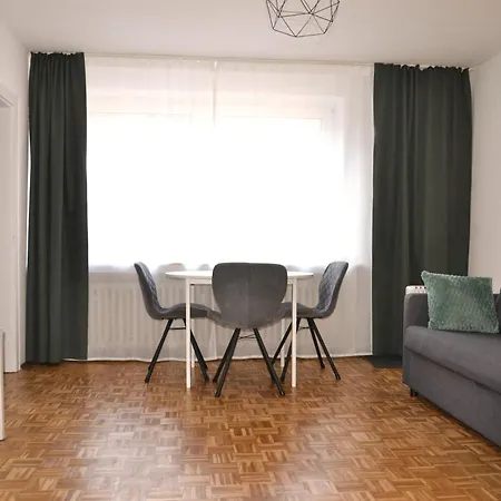 Art - Mit Balkon Appartement *