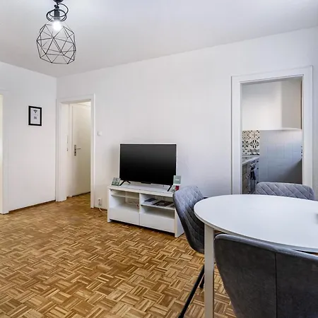 Apartamento Art - Mit Balkon