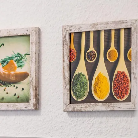 Apartment Art - Mit Balkon *